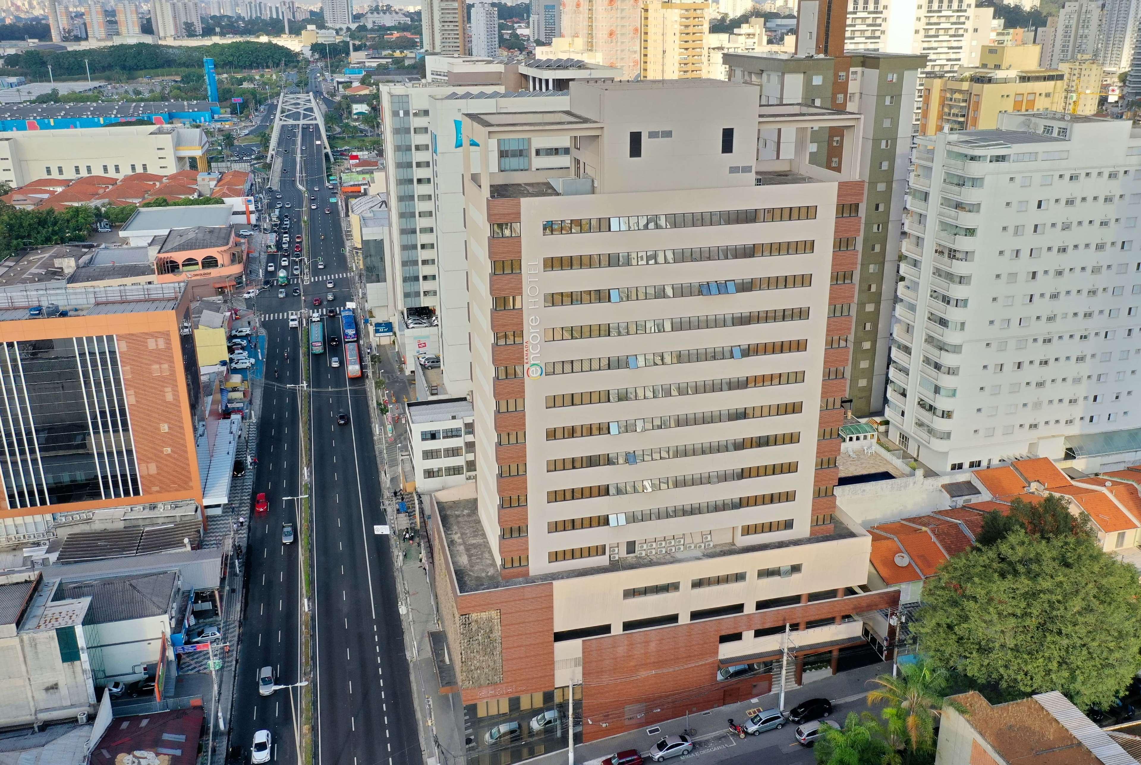 Ramada Encore By Wyndham Sao Paulo Осаску Екстериор снимка